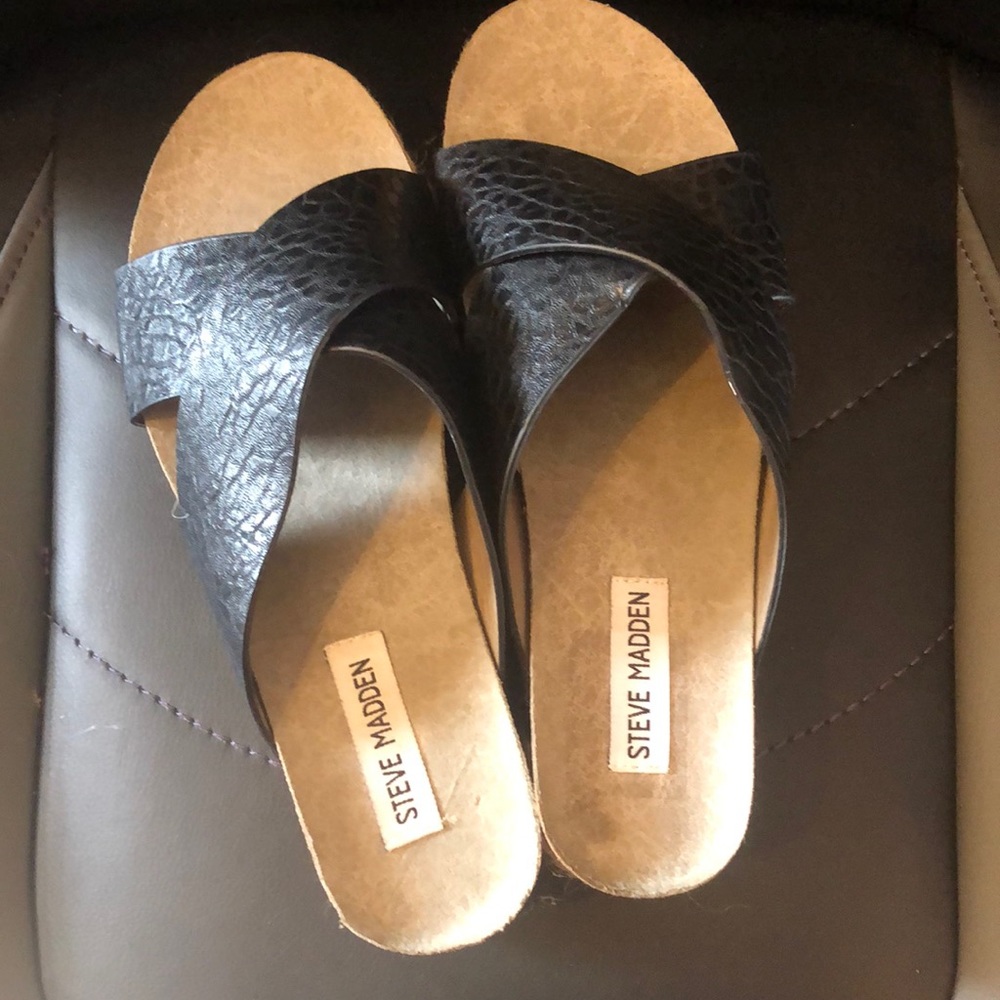 Steve Madden 8.5 black sandals, worn once